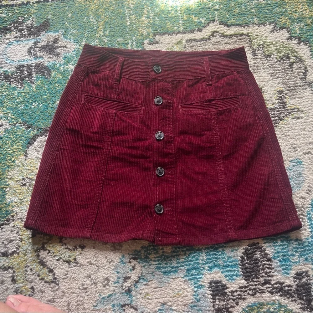 American Eagle burgundy high rise A-line corduroy skirt